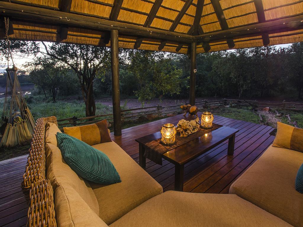 Raptor Retreat Game Lodge Hoedspruit Kamer foto