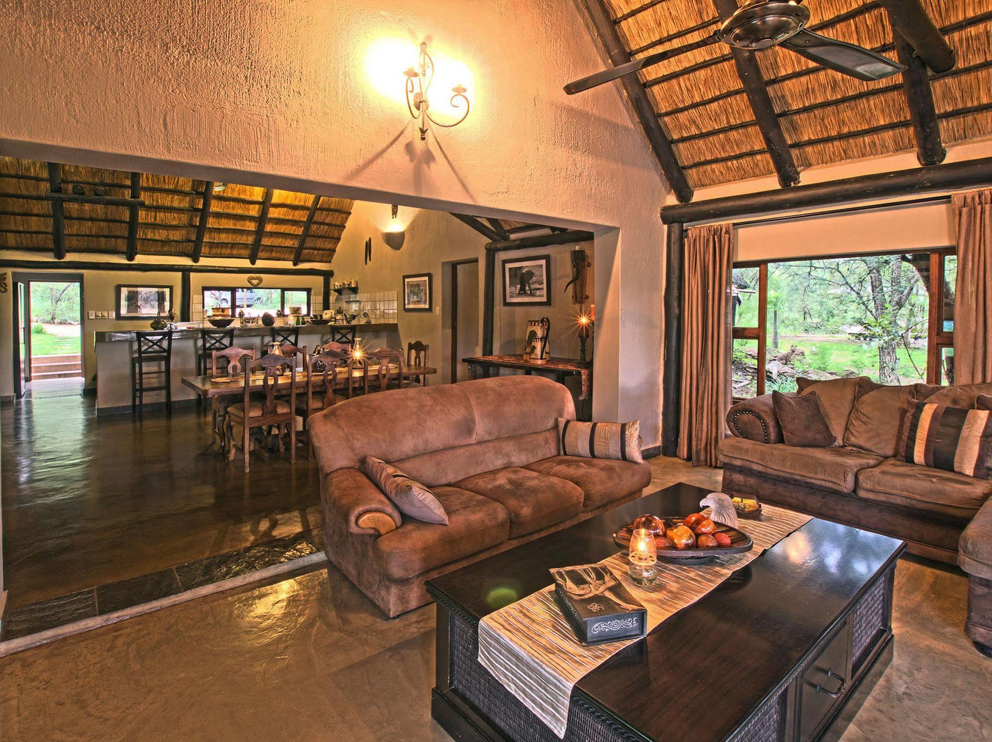 Raptor Retreat Game Lodge Hoedspruit Buitenkant foto