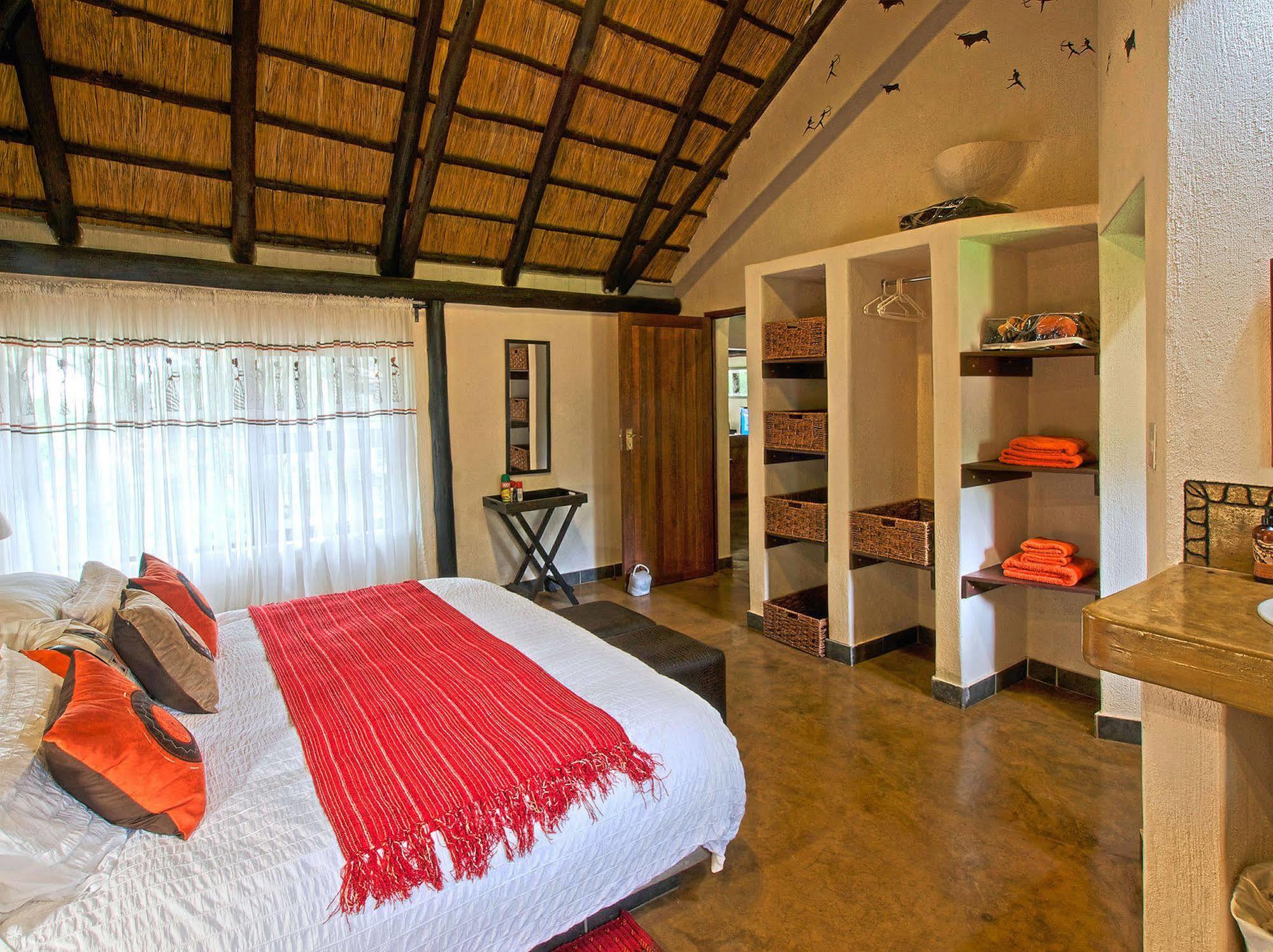 Raptor Retreat Game Lodge Hoedspruit Buitenkant foto